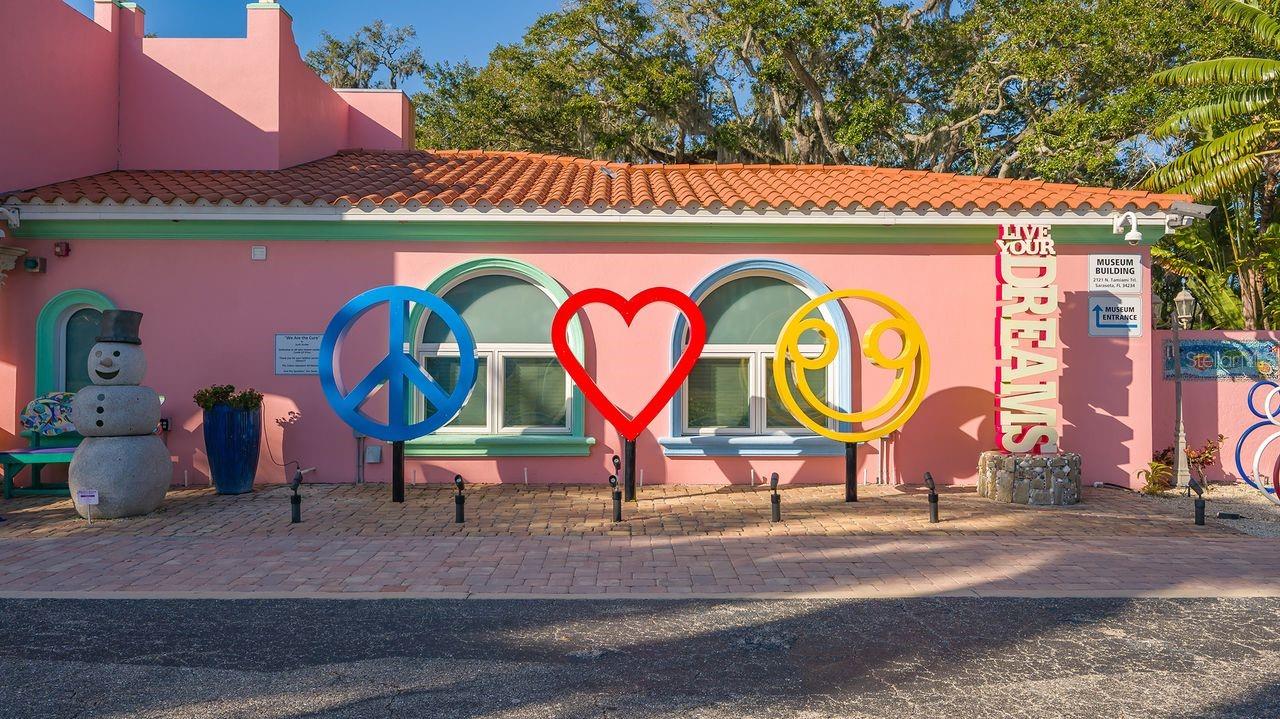 THE STRAND - Residential