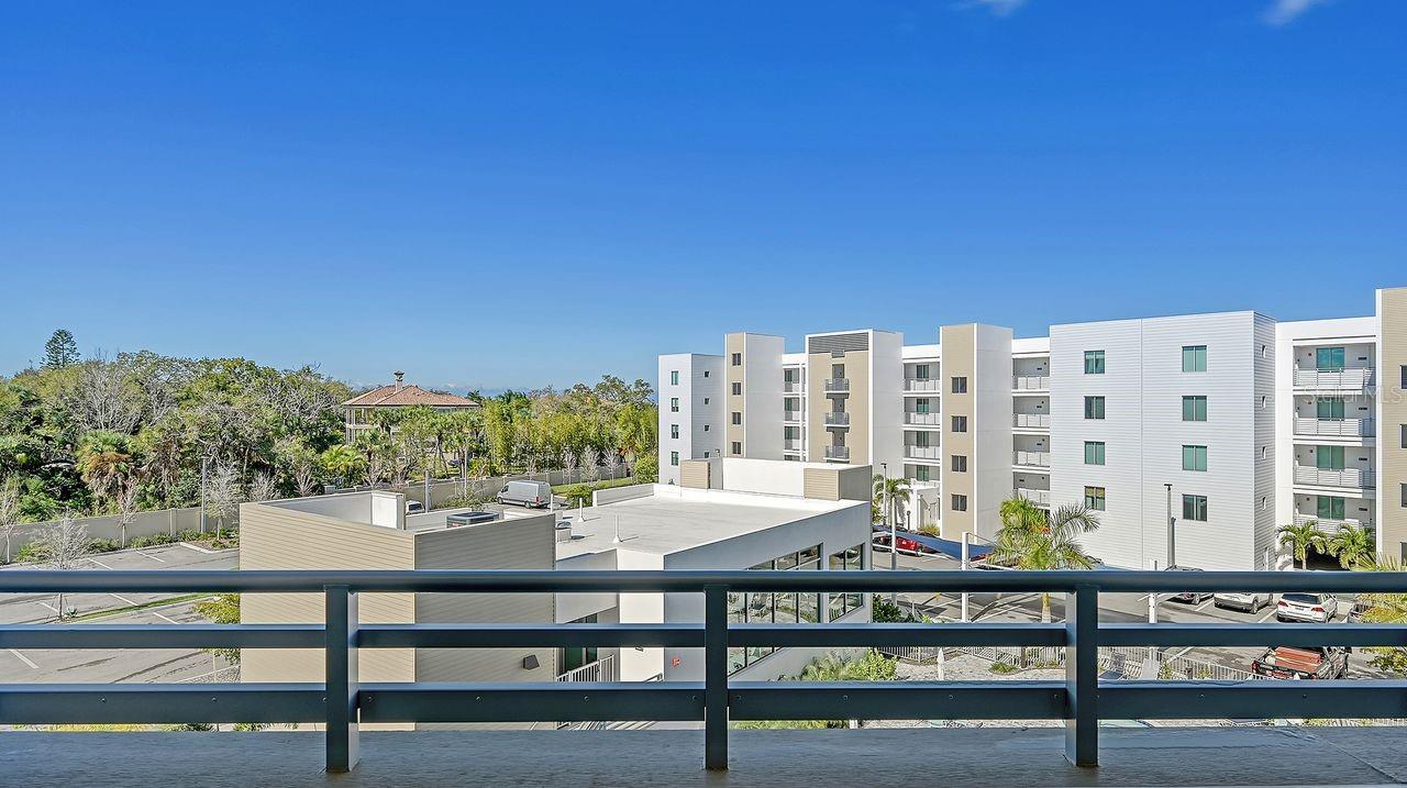 THE STRAND - Residential