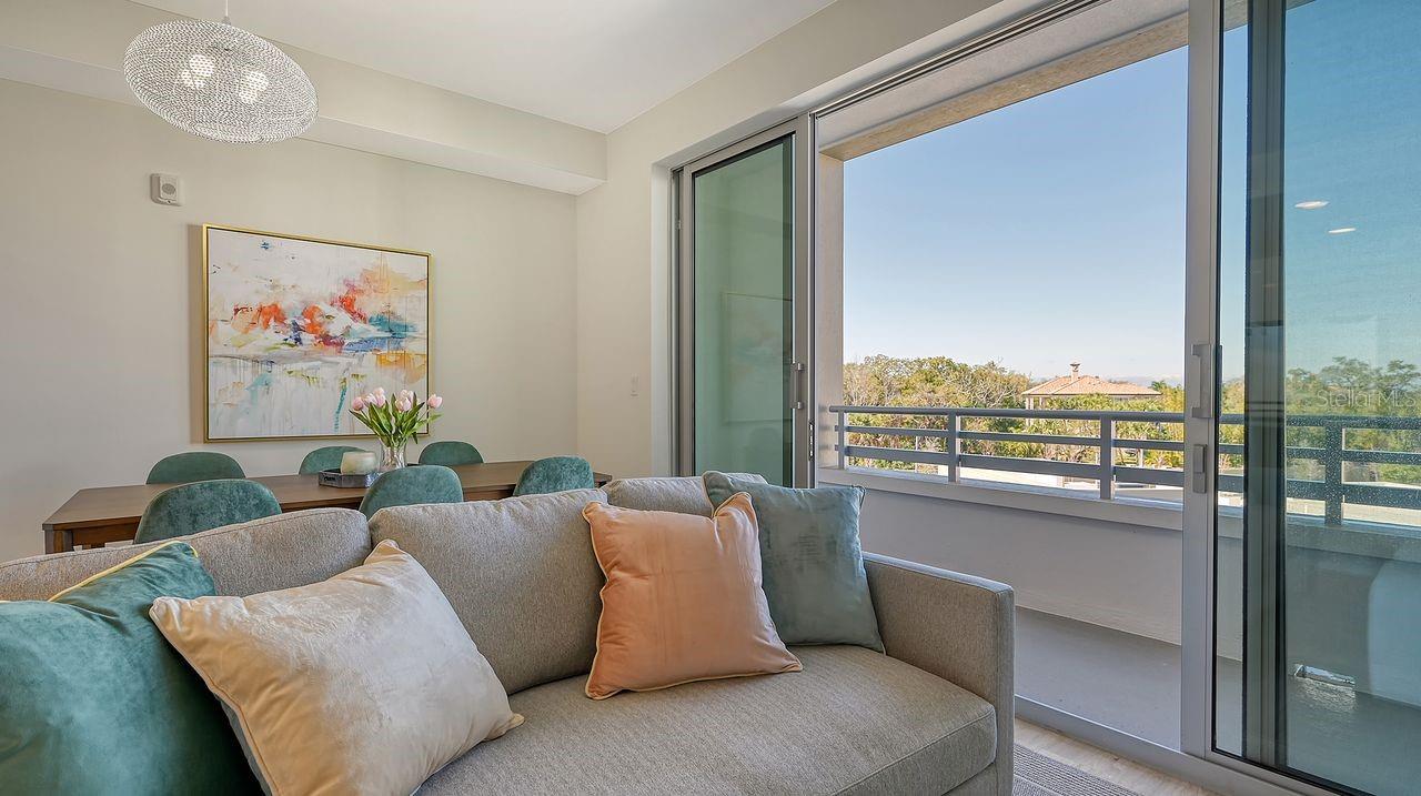 THE STRAND - Residential