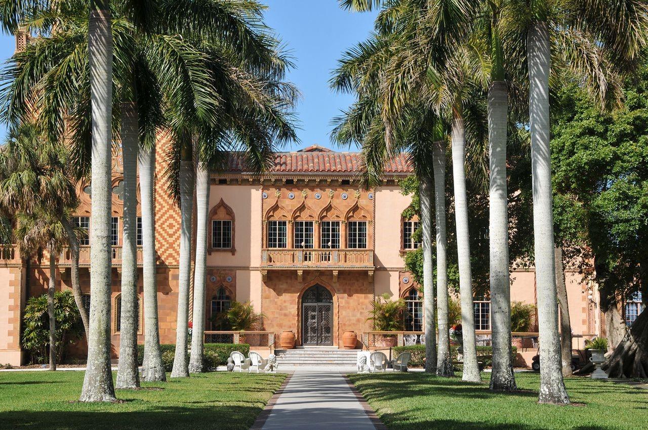 THE STRAND - Residential