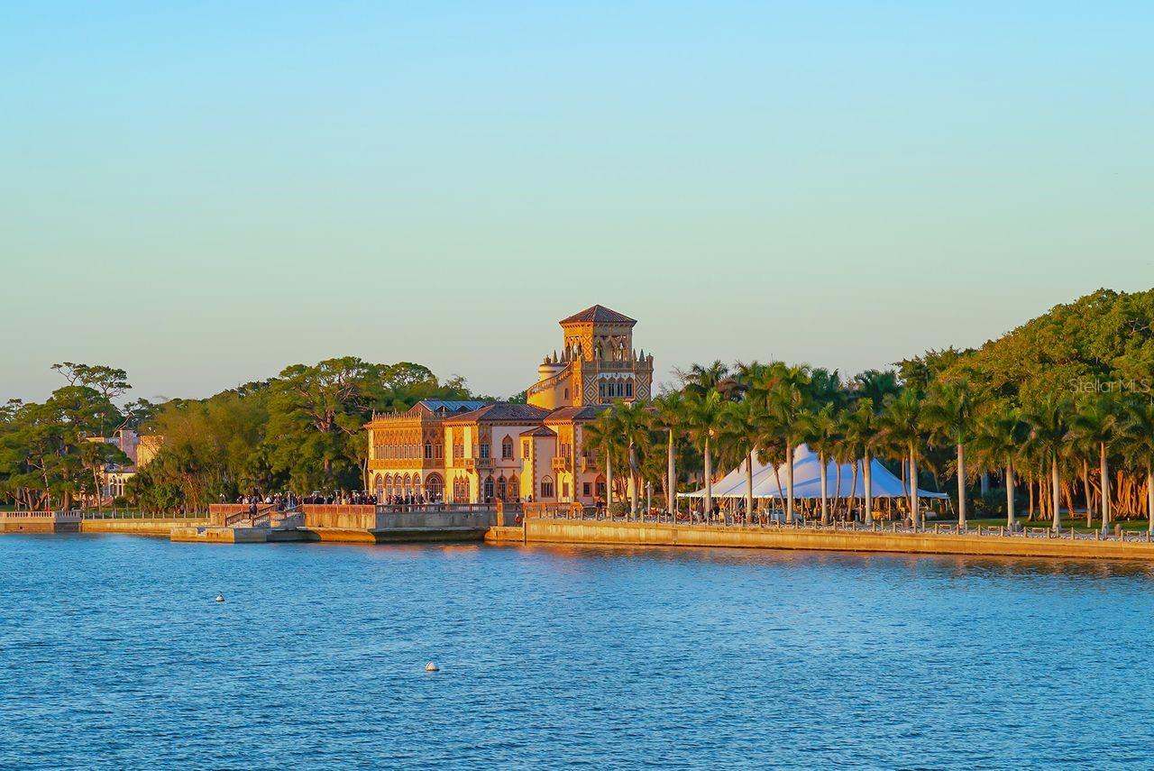 THE STRAND - Residential