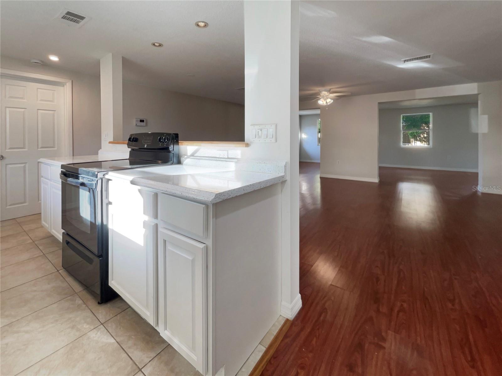 SARASOTA SPGS - Residential