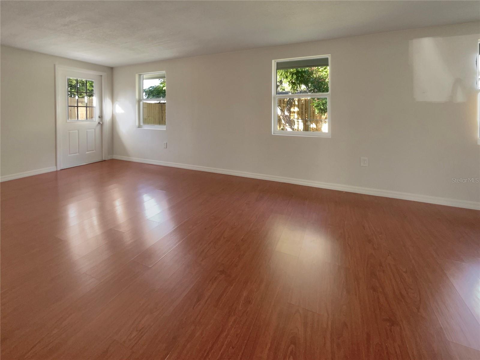 SARASOTA SPGS - Residential