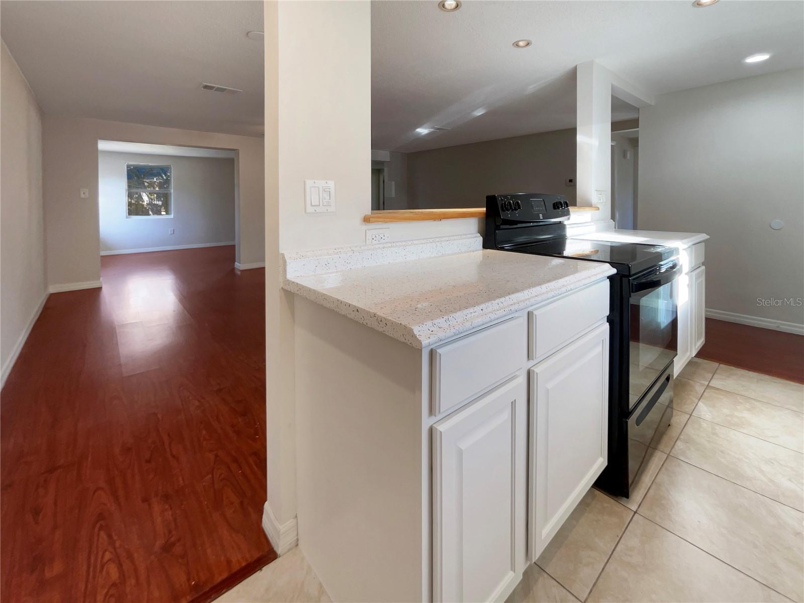 SARASOTA SPGS - Residential