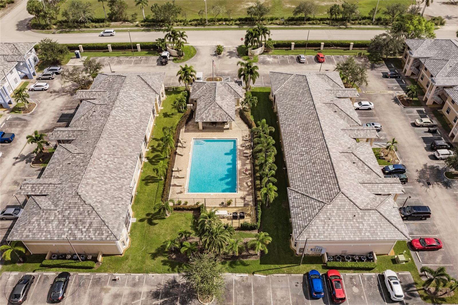 COVE/SIX MILE CYPRESS CONDO - Residential Lease