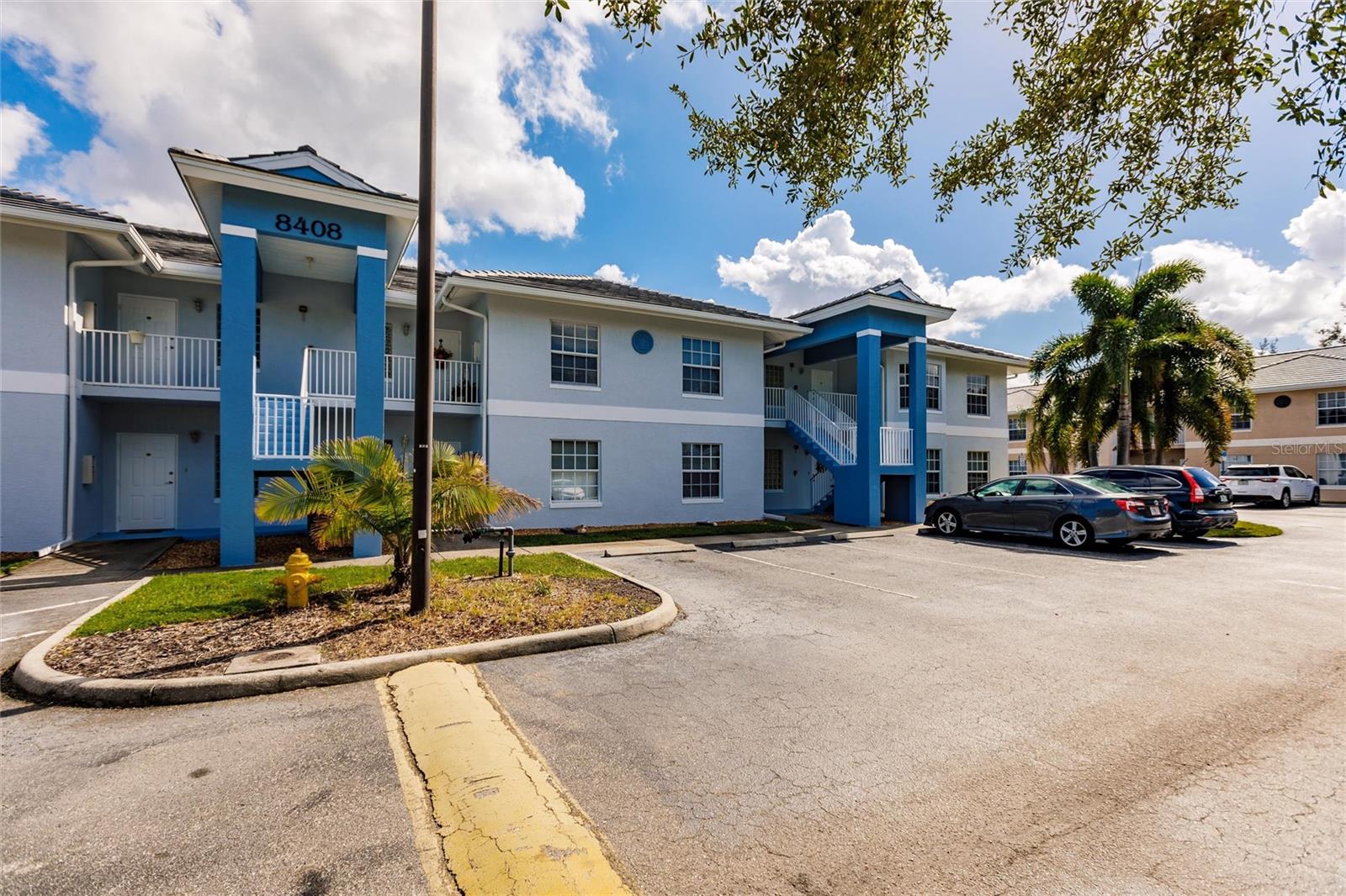 COVE/SIX MILE CYPRESS CONDO - Residential Lease