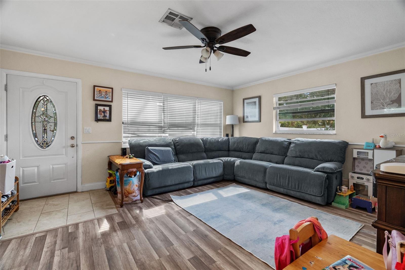 651 SOUTHWEST BOULEVARD N