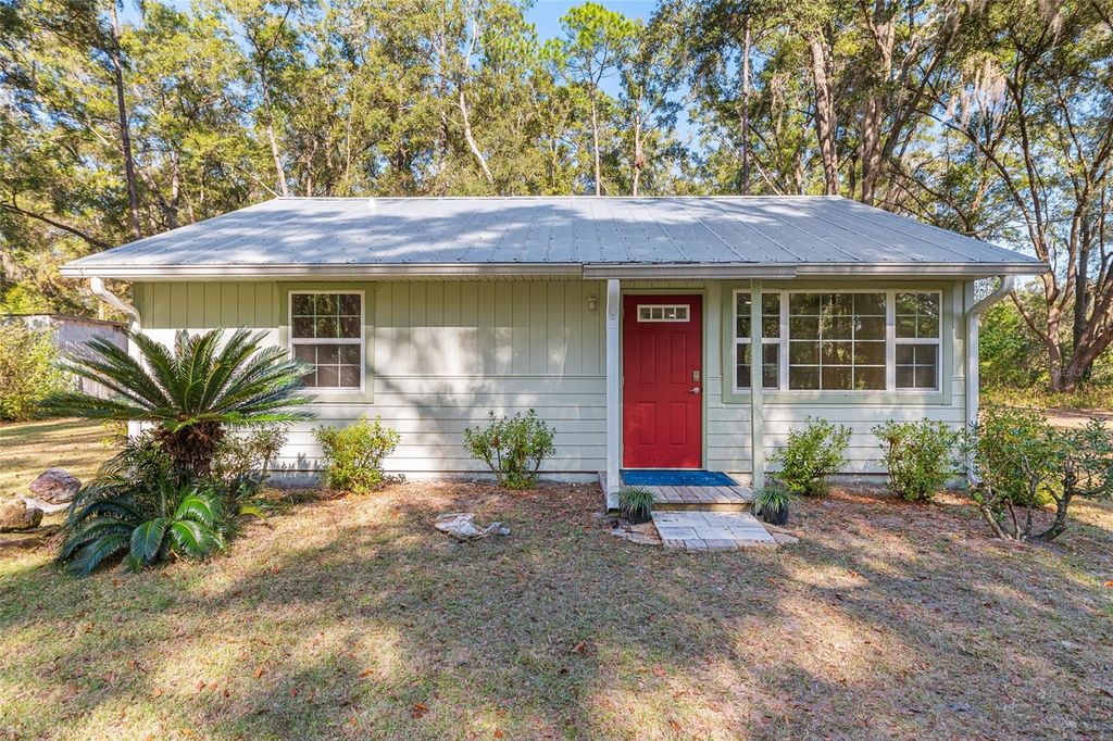 Photo of 18124 SW 75th Avenue, Archer, FL 32618 (MLS # GC536093)