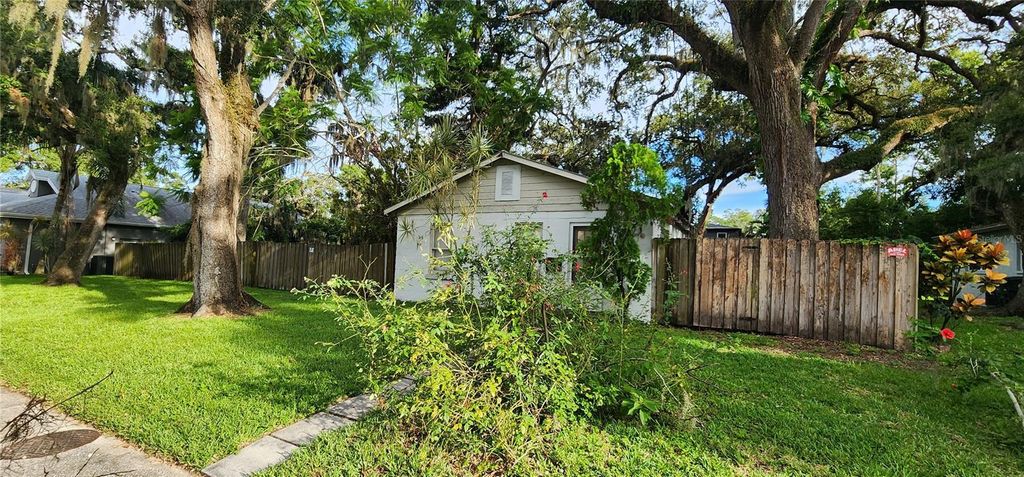 Photo of 1066 3rd Street N, Safety Harbor, FL 34695 (MLS # TB8413000)