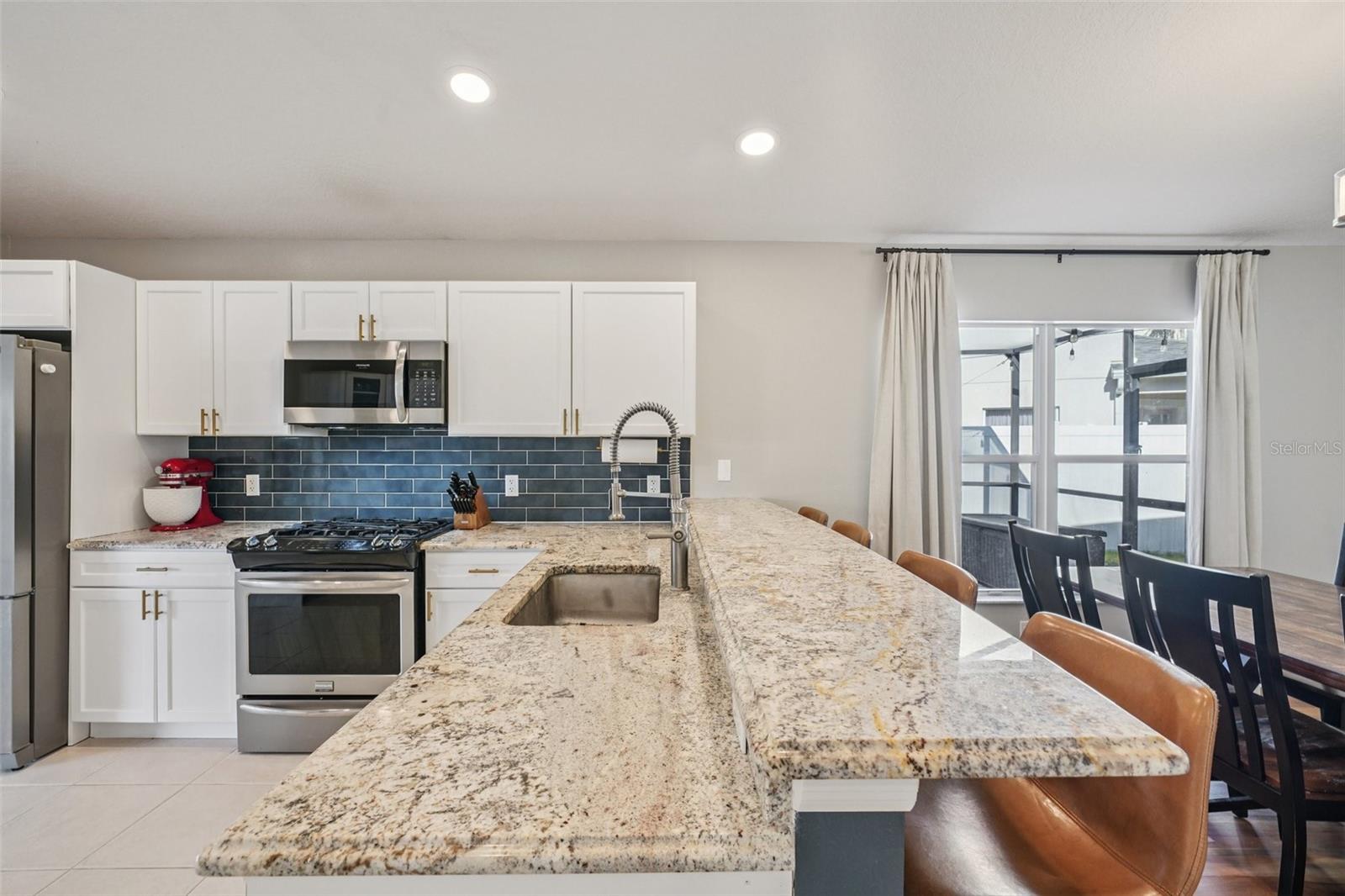 CONCORD STATION PH 04 UNITS A & B - Residential