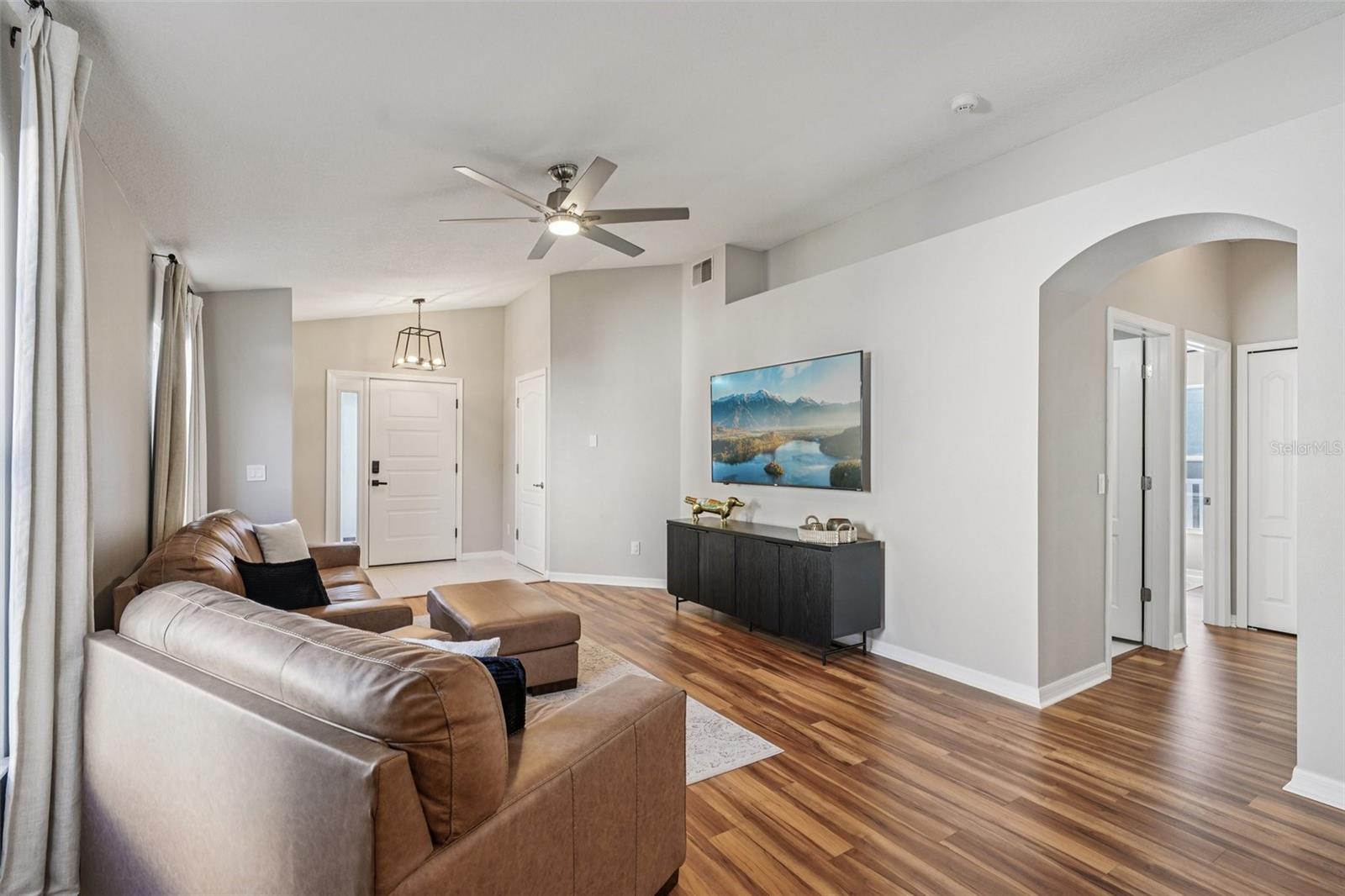 CONCORD STATION PH 04 UNITS A & B - Residential