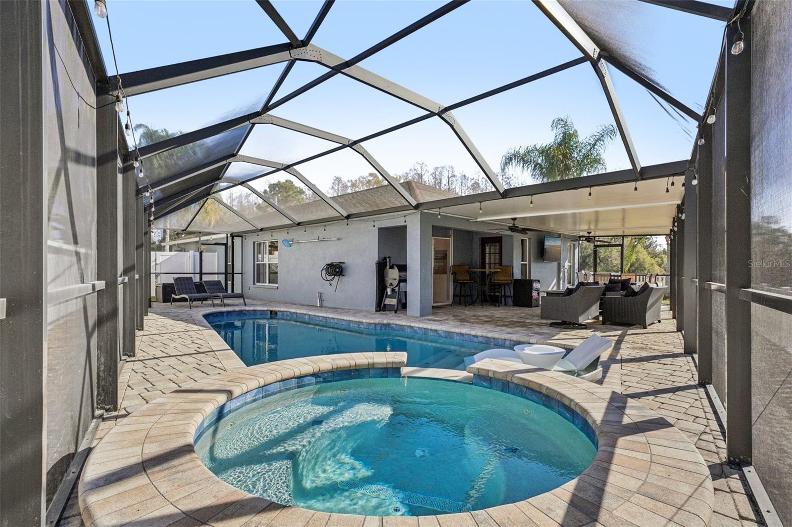 CONCORD STATION PH 04 UNITS A & B - Residential