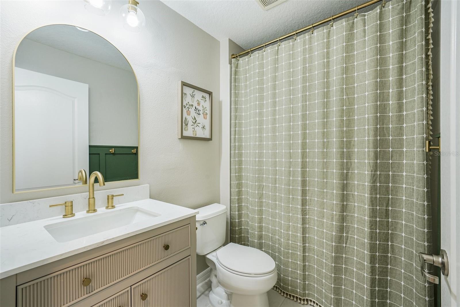 CONCORD STATION PH 04 UNITS A & B - Residential