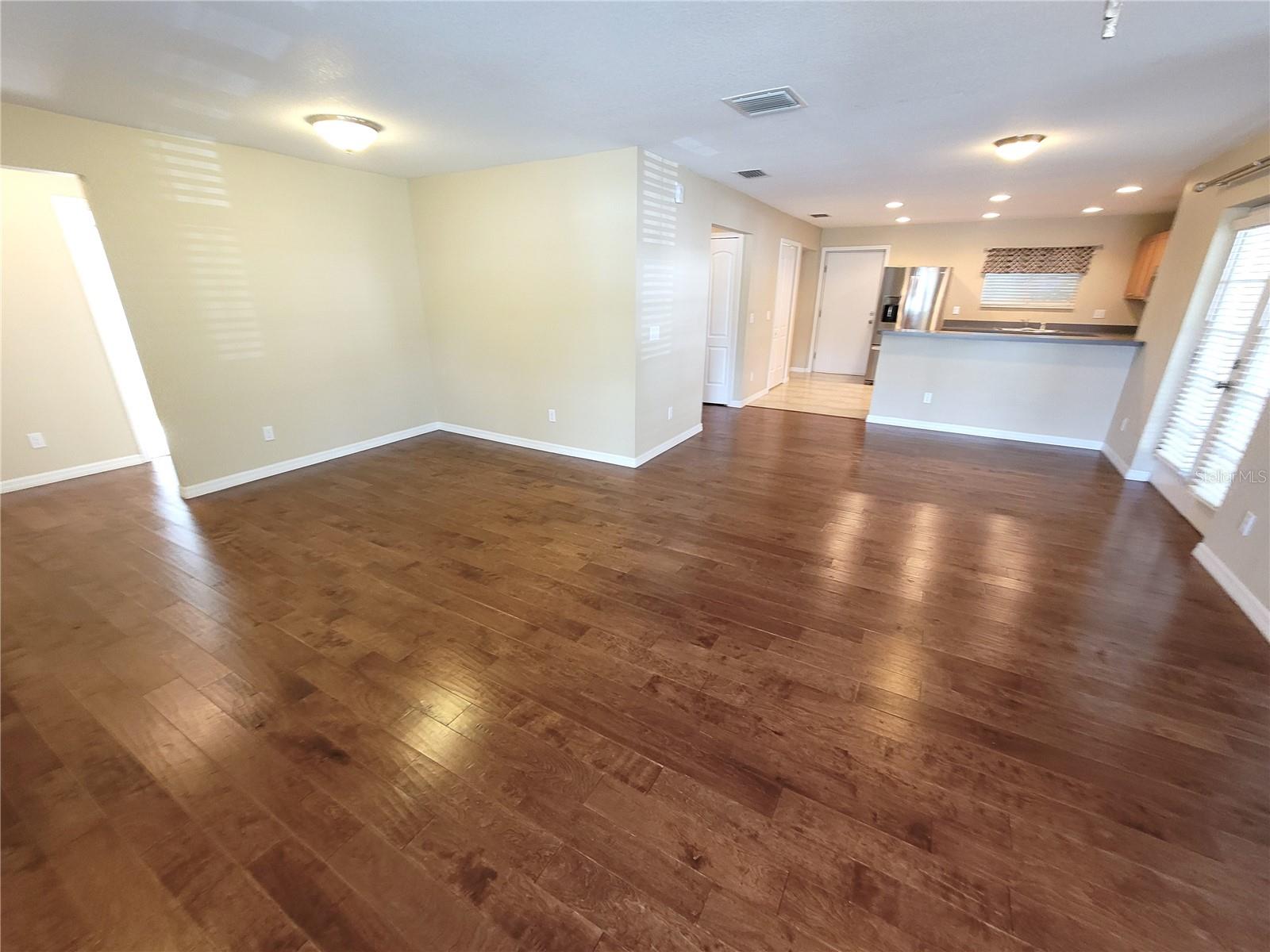 OAKLYN - Residential Lease