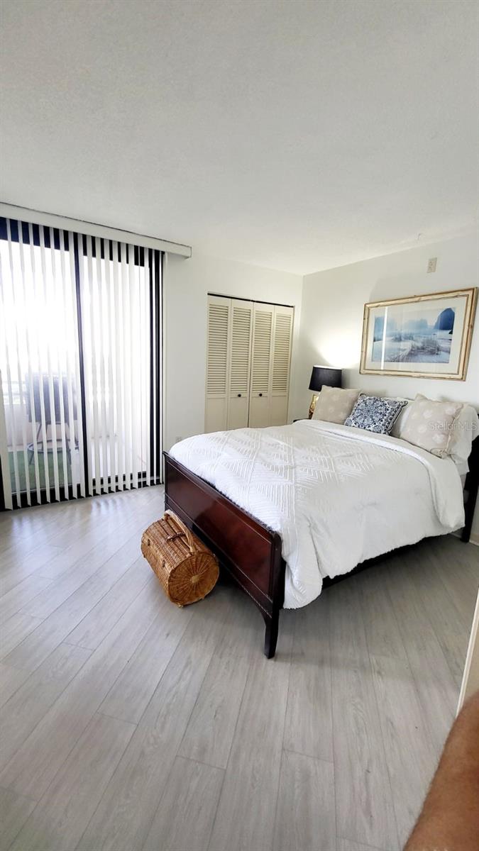 1 OCEANS WEST BOULEVARD 3B4
