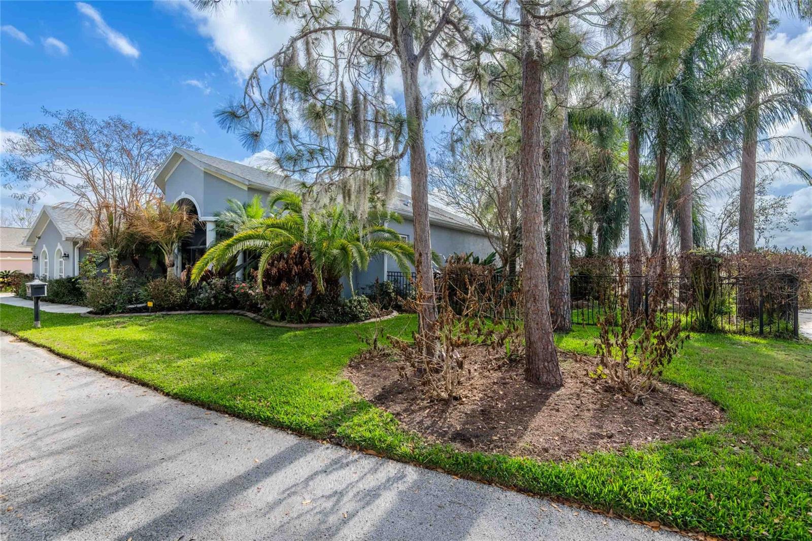 MAGNOLIA POINT - Residential