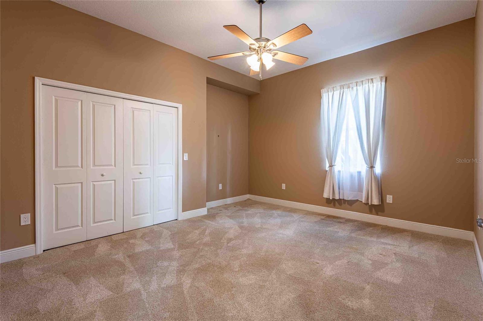 MAGNOLIA POINT - Residential