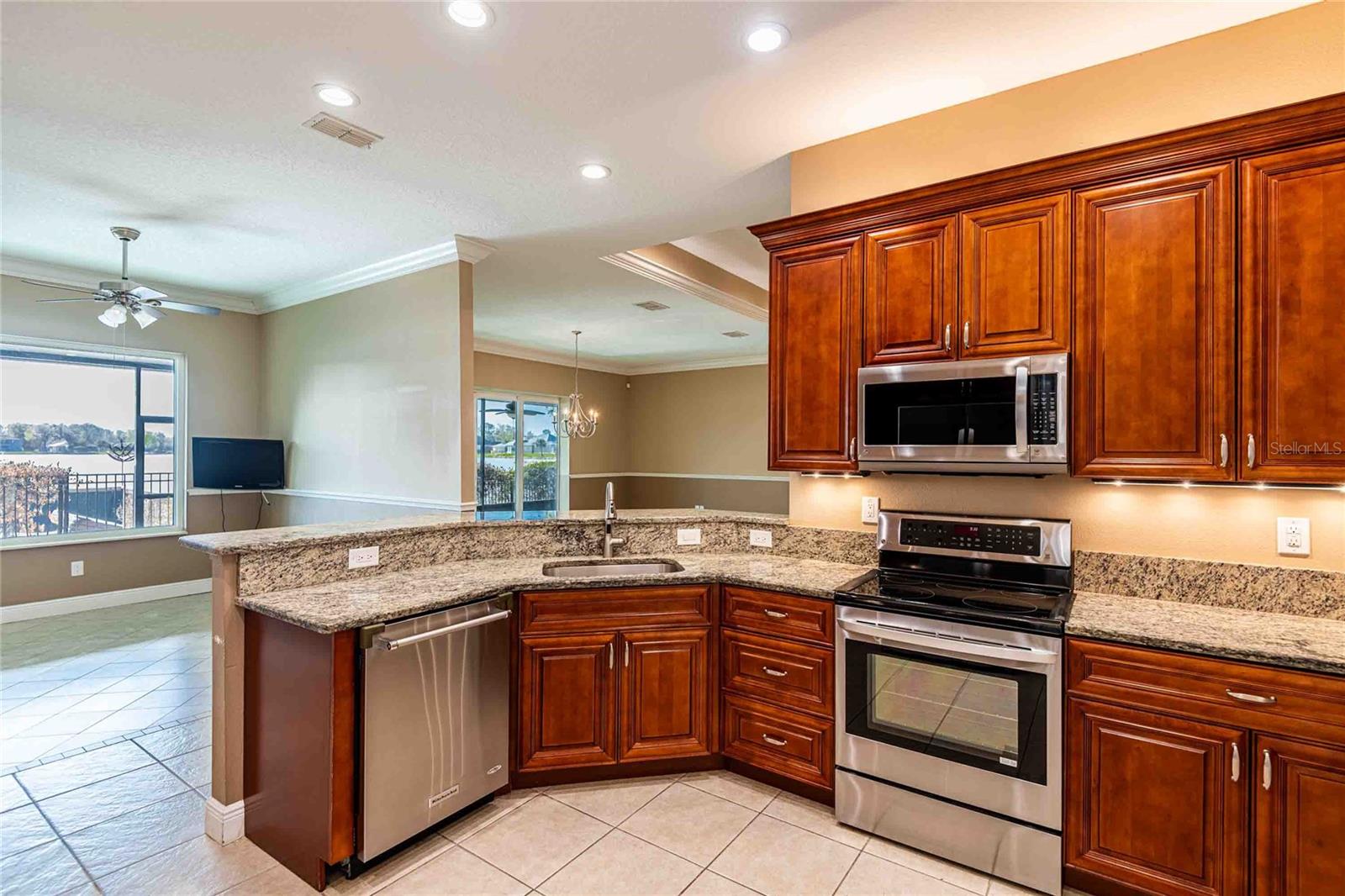 MAGNOLIA POINT - Residential