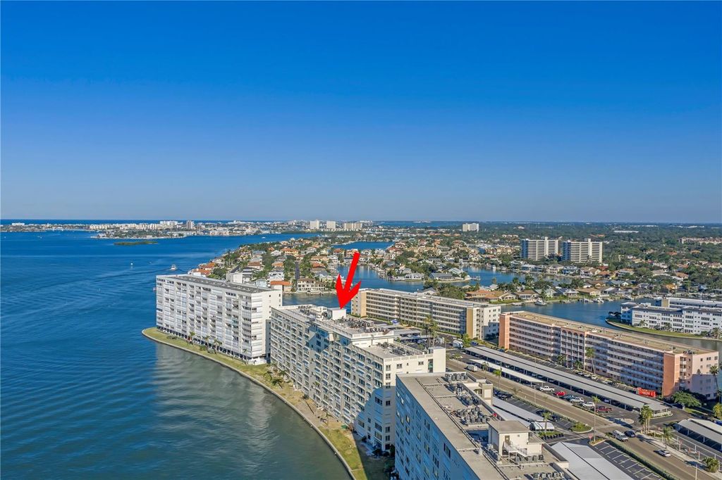 Photo of 6020 Shore Boulevard S #712, Gulfport, FL 33707 (MLS # TB8469595)