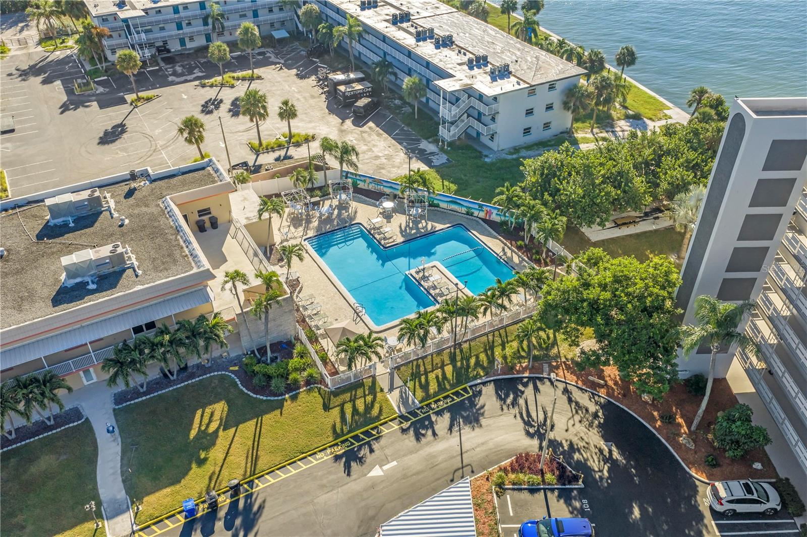 TOWN SHORES OF GULFPORT - Residential