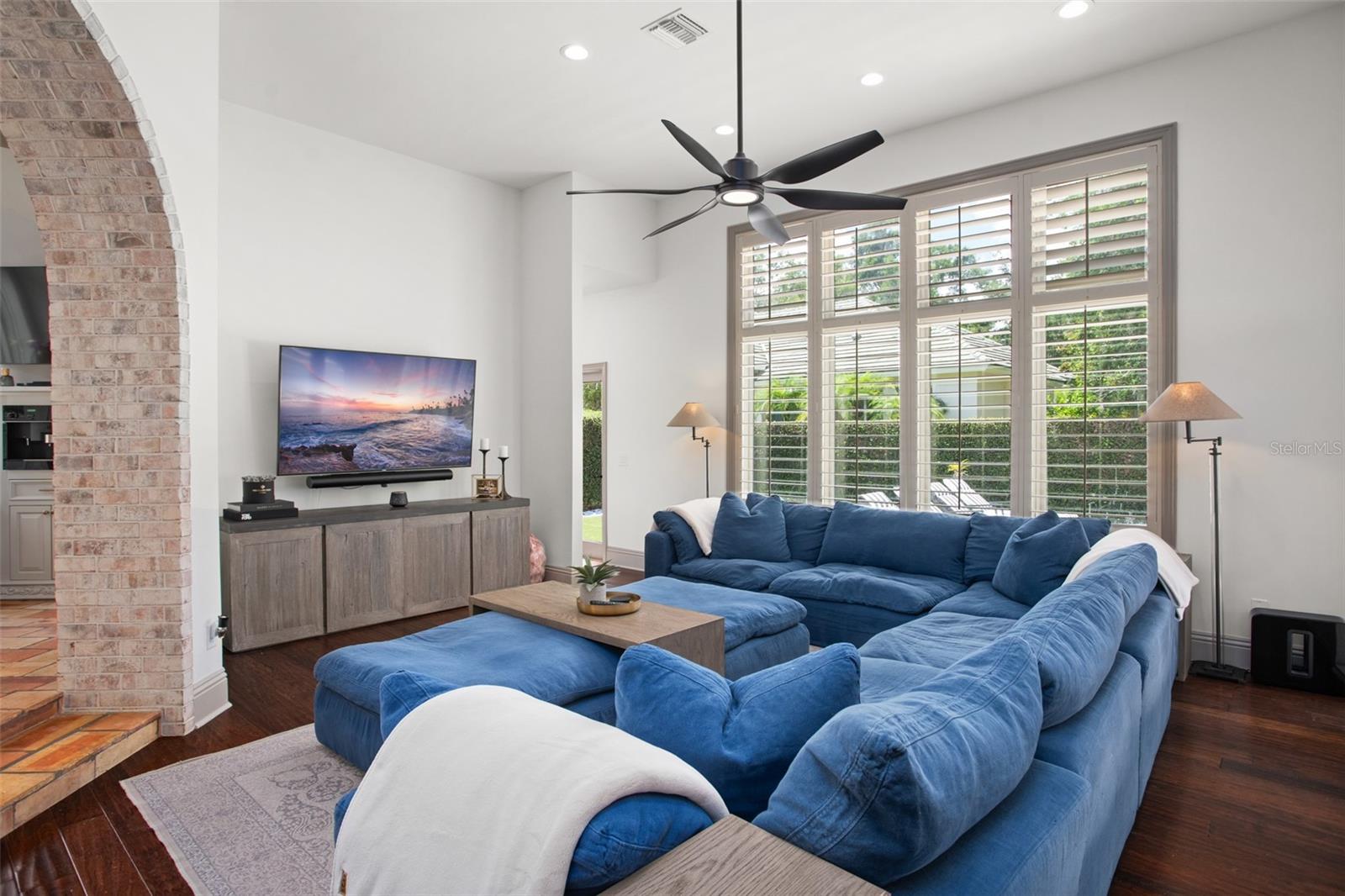 ISLEWORTH - Residential