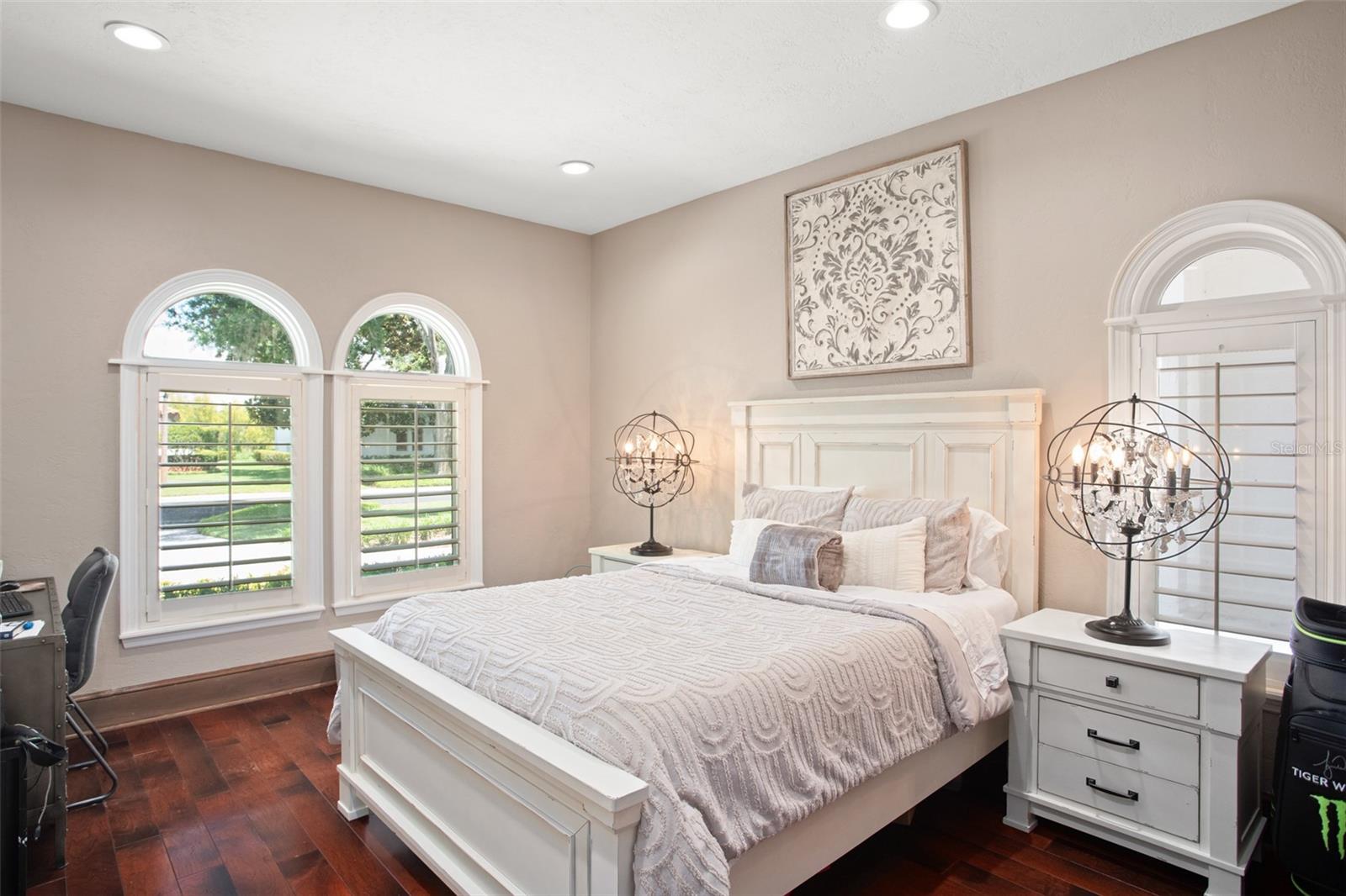 ISLEWORTH - Residential