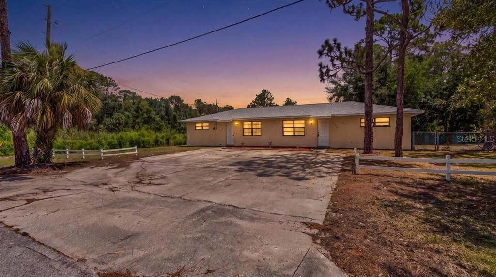 Photo of 3135 S Lantana Way, Homosassa, FL 34448 (MLS # TB8525628)