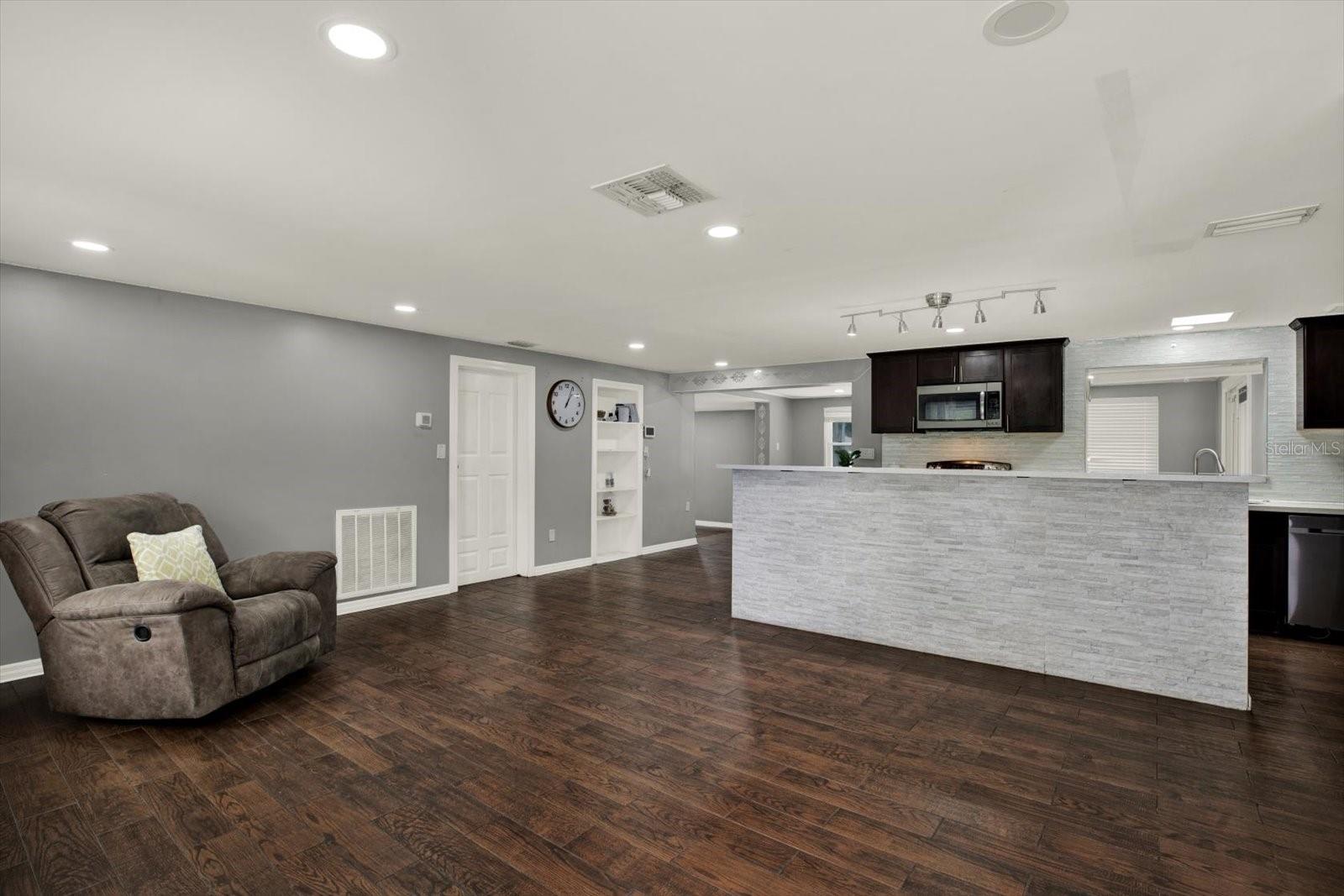 1111 DURANT ROAD