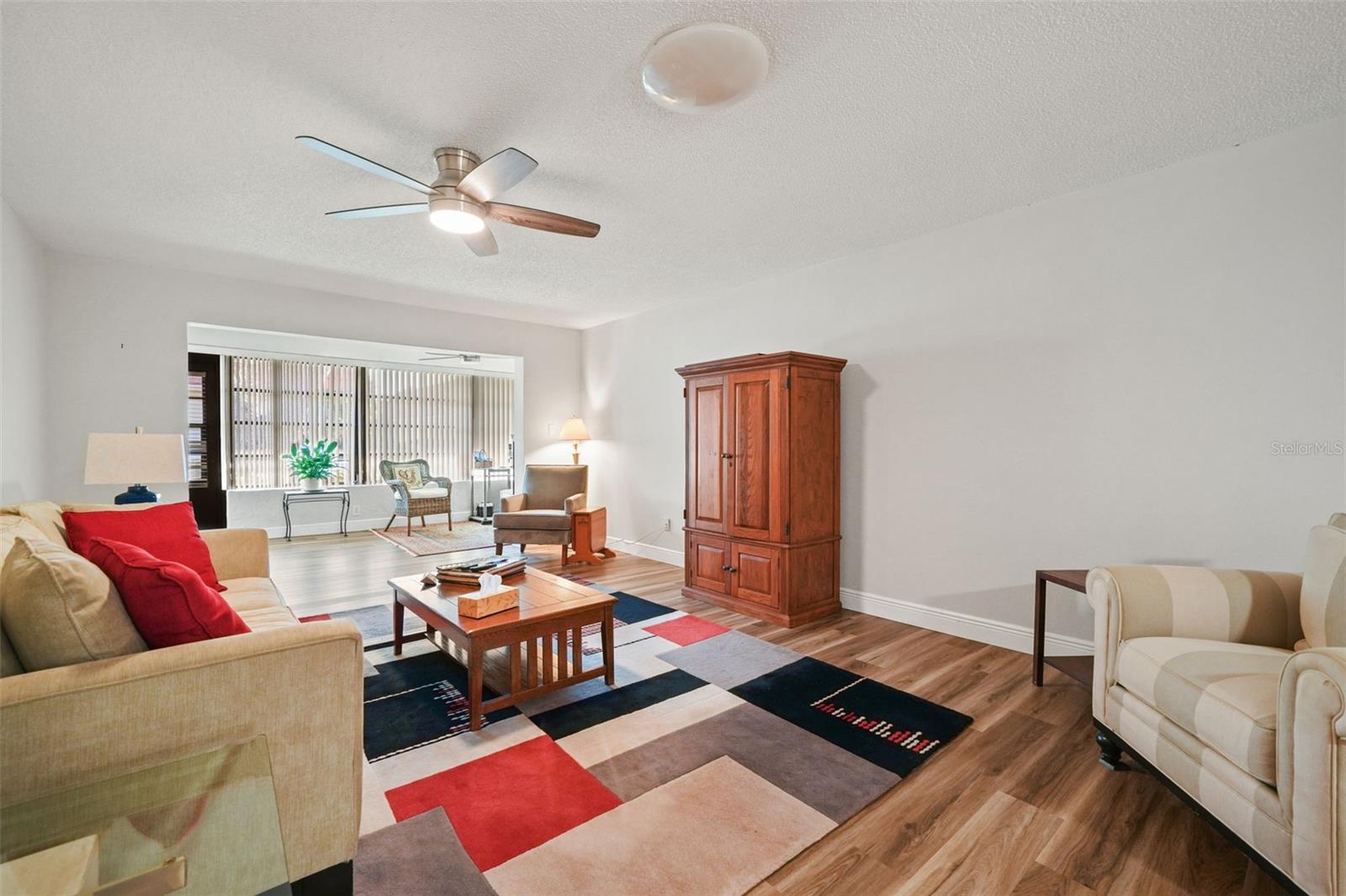 IMPERIAL COVE 10 - Residential