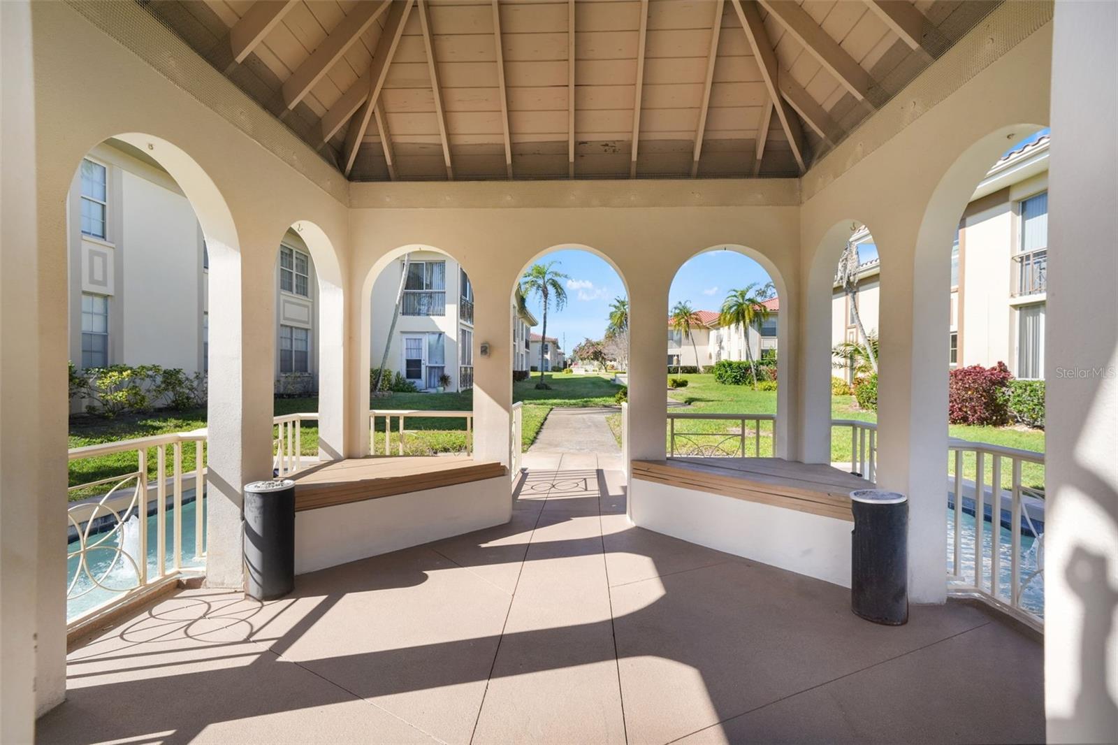 IMPERIAL COVE 10 - Residential