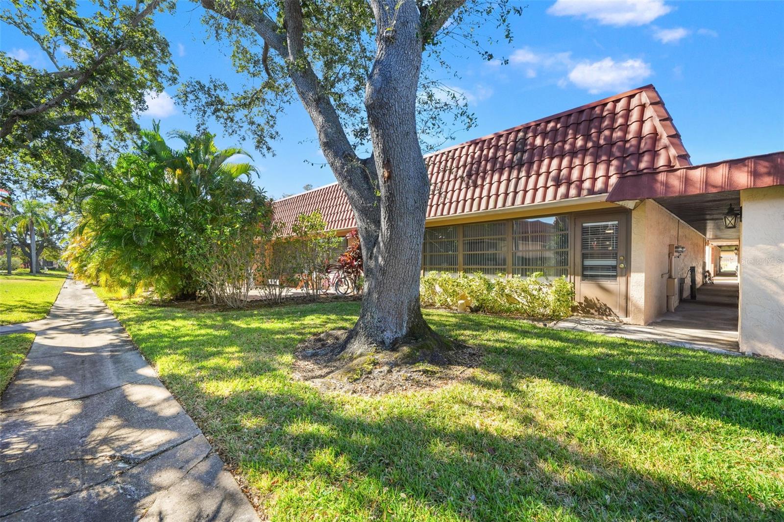 IMPERIAL COVE 10 - Residential