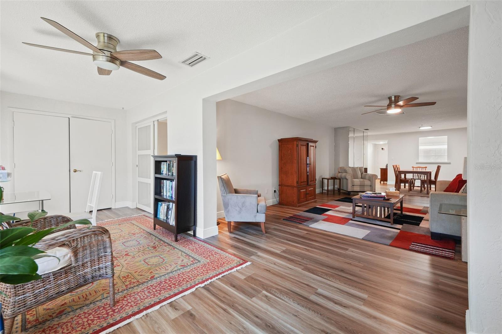 IMPERIAL COVE 10 - Residential