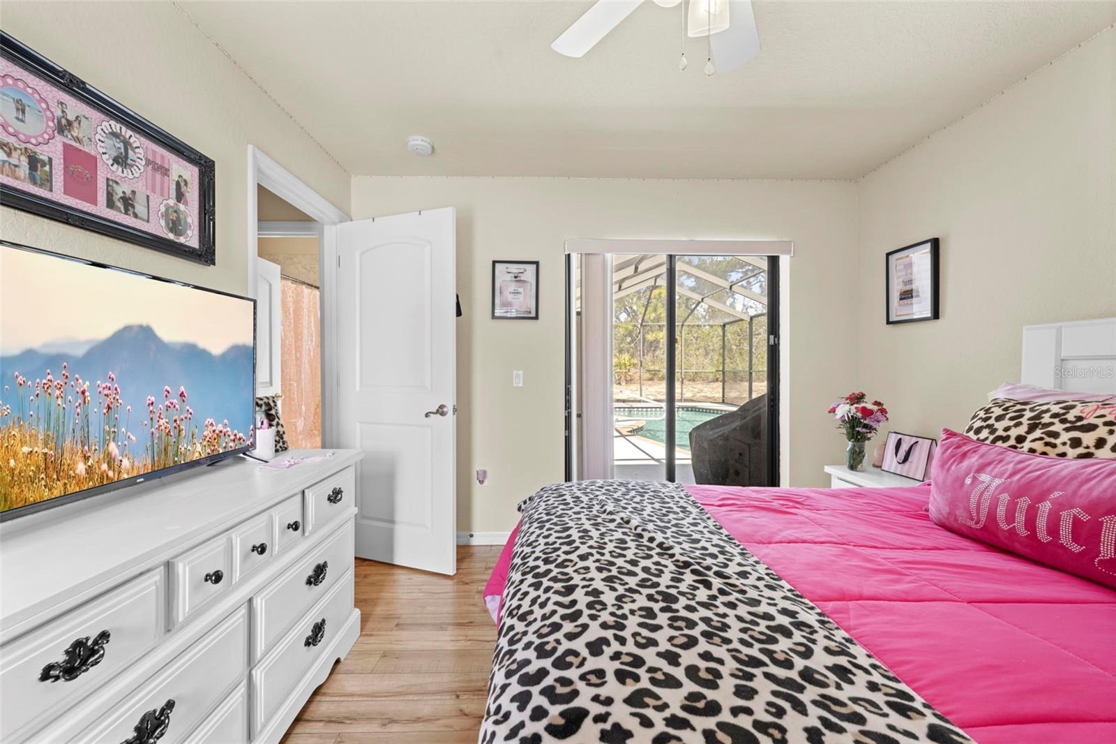 ROYAL HIGHLANDS - Residential