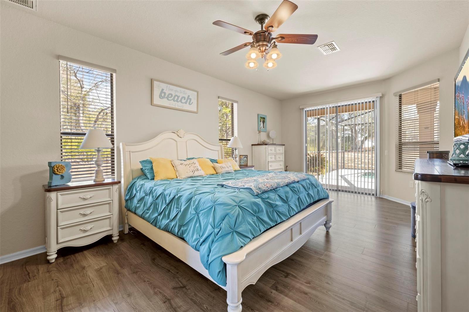 ROYAL HIGHLANDS - Residential