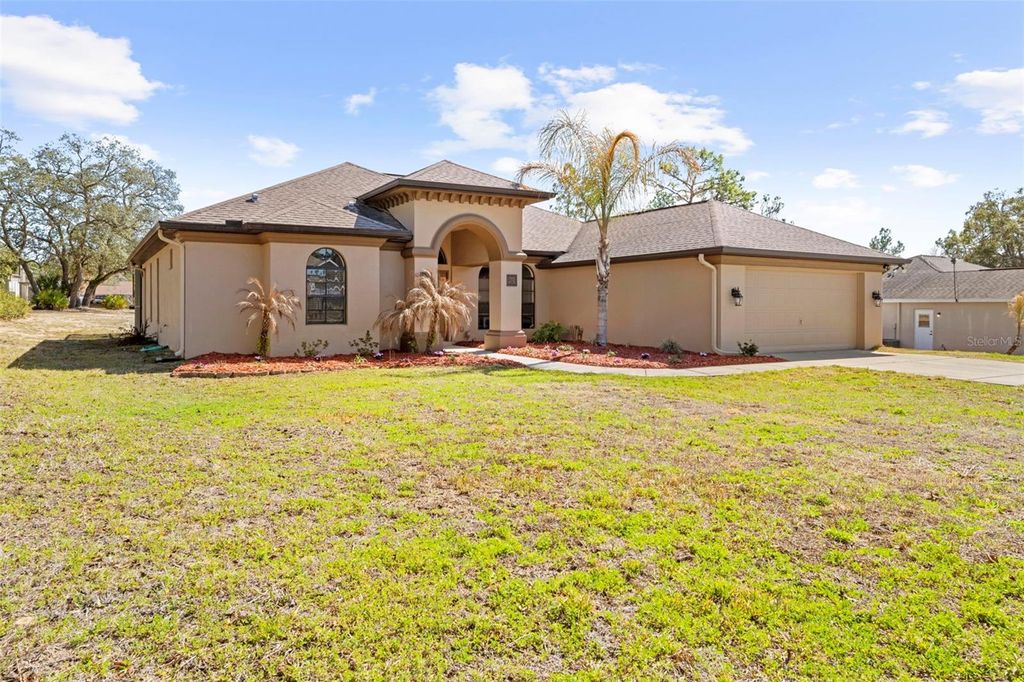 Photo of 11014 Wren Road, Brooksville, FL 34613 (MLS # W7883176)