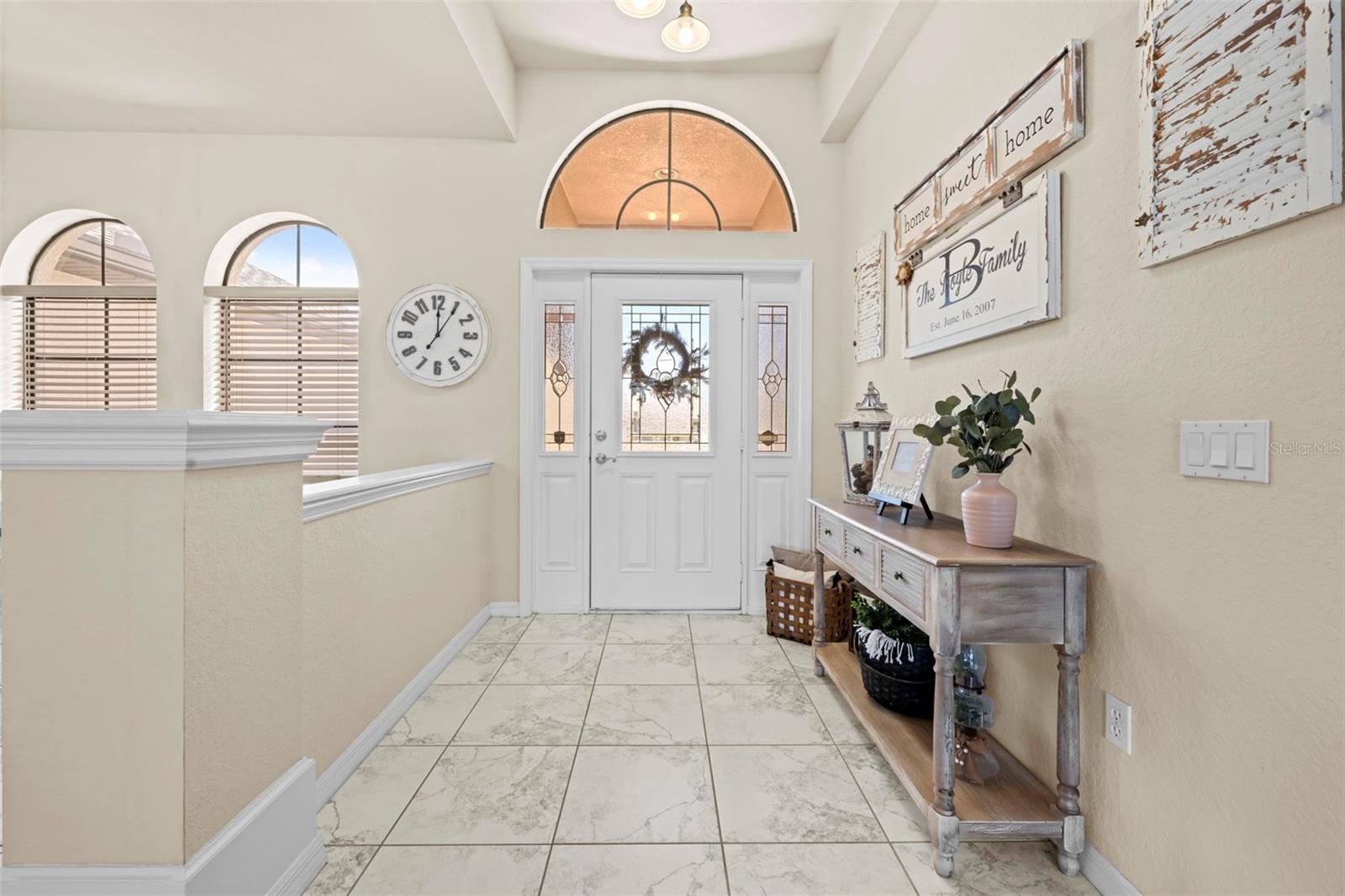 ROYAL HIGHLANDS - Residential