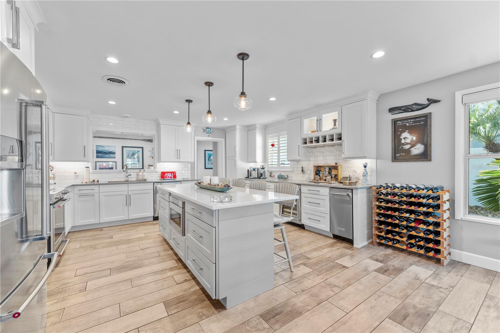 REPLAT/HALIFAX SHORES - Residential