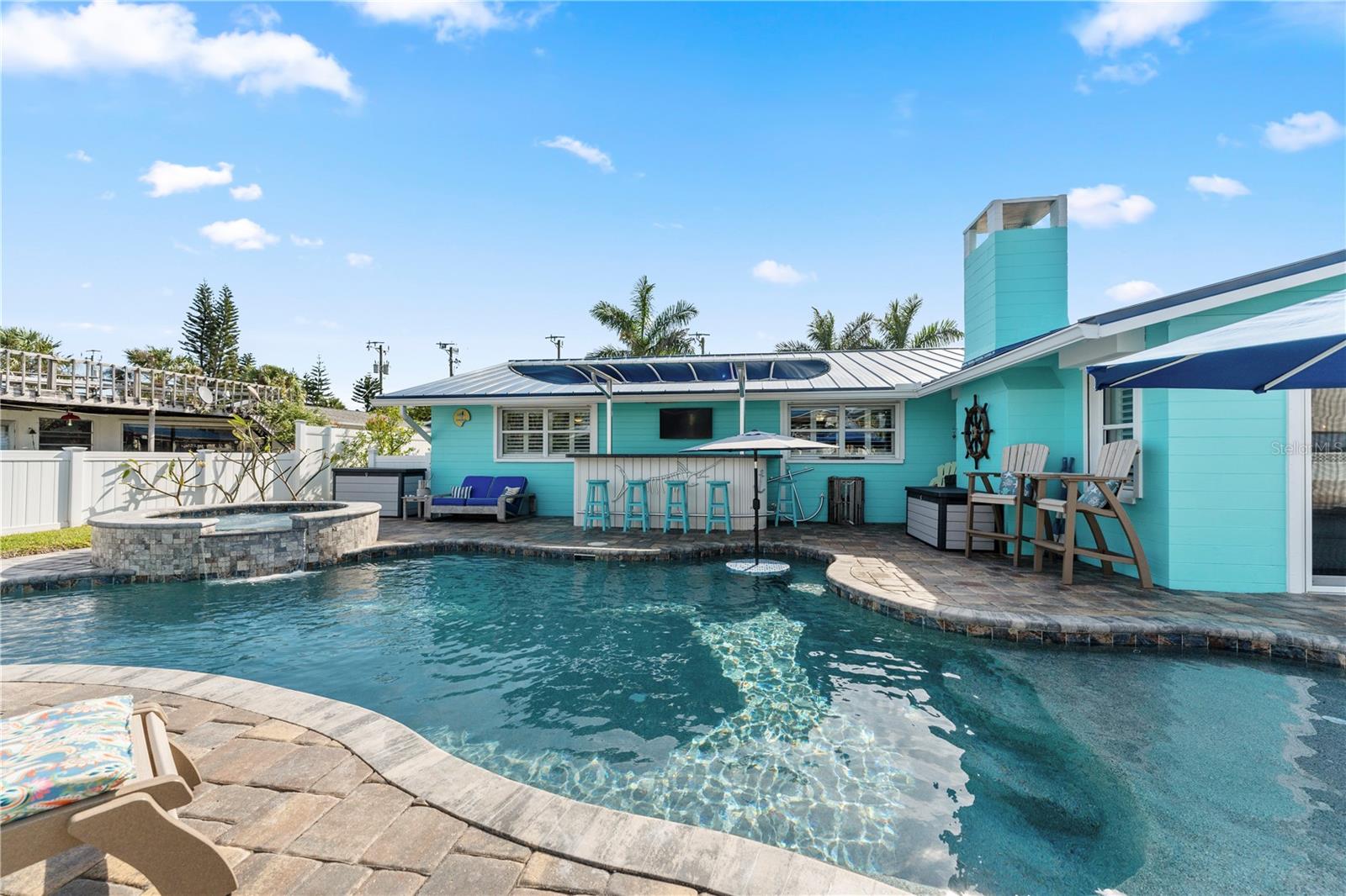 REPLAT/HALIFAX SHORES - Residential