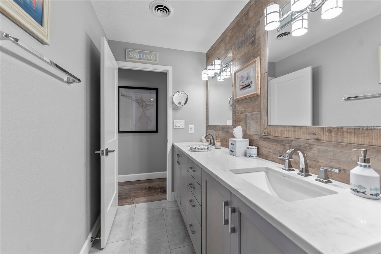 REPLAT/HALIFAX SHORES - Residential