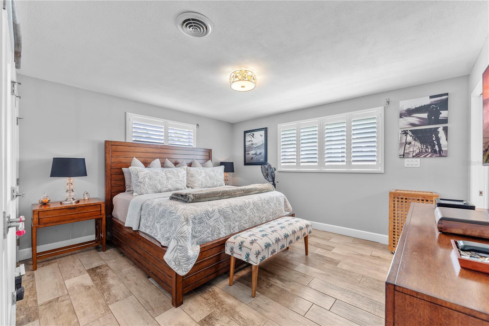 REPLAT/HALIFAX SHORES - Residential