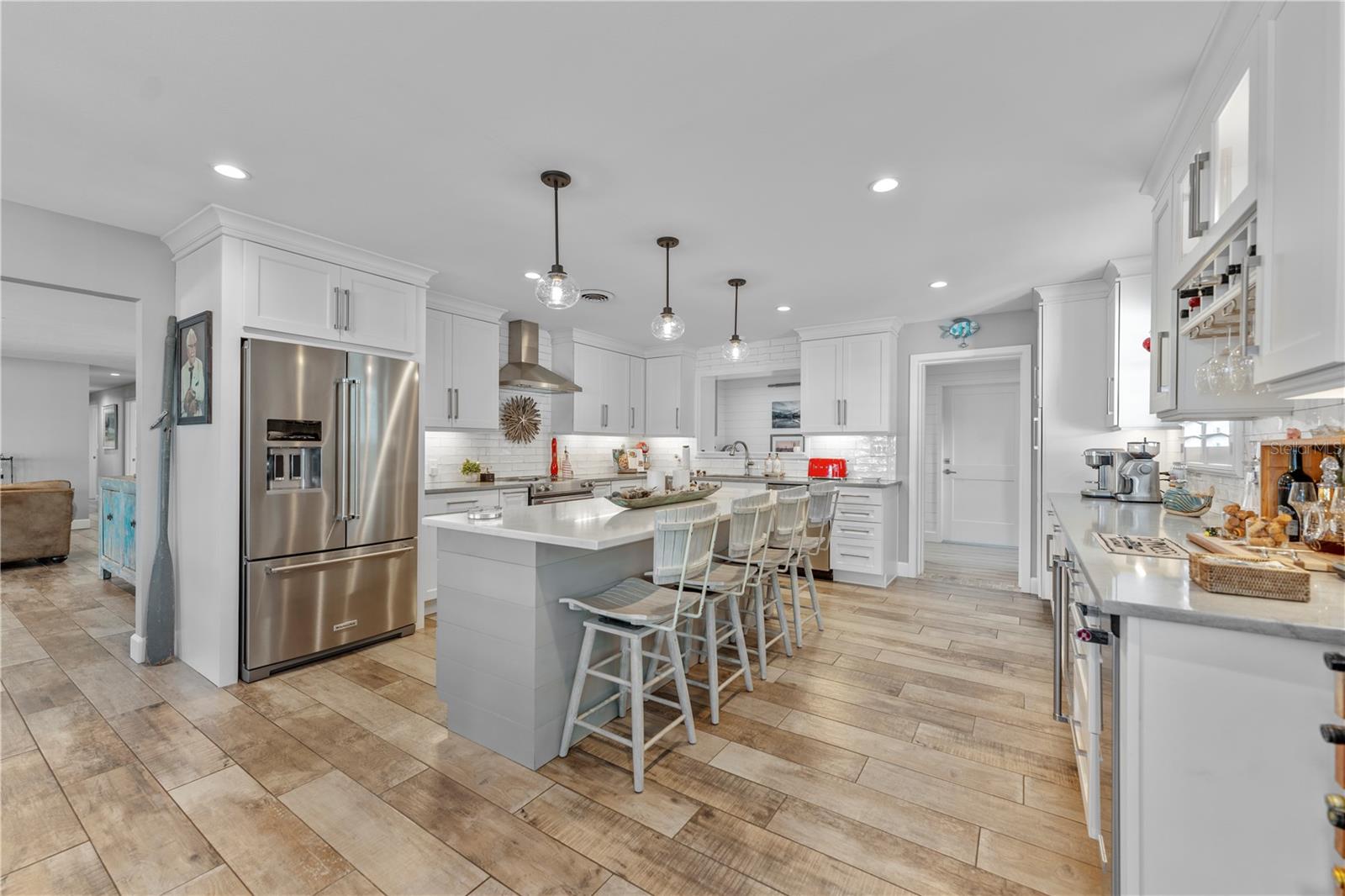 REPLAT/HALIFAX SHORES - Residential