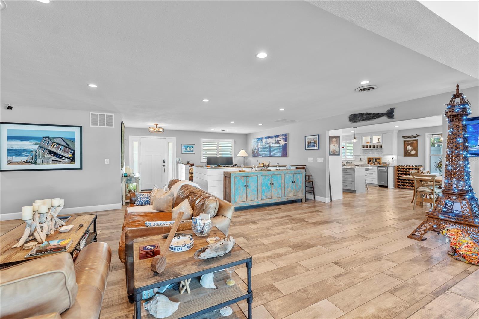 REPLAT/HALIFAX SHORES - Residential