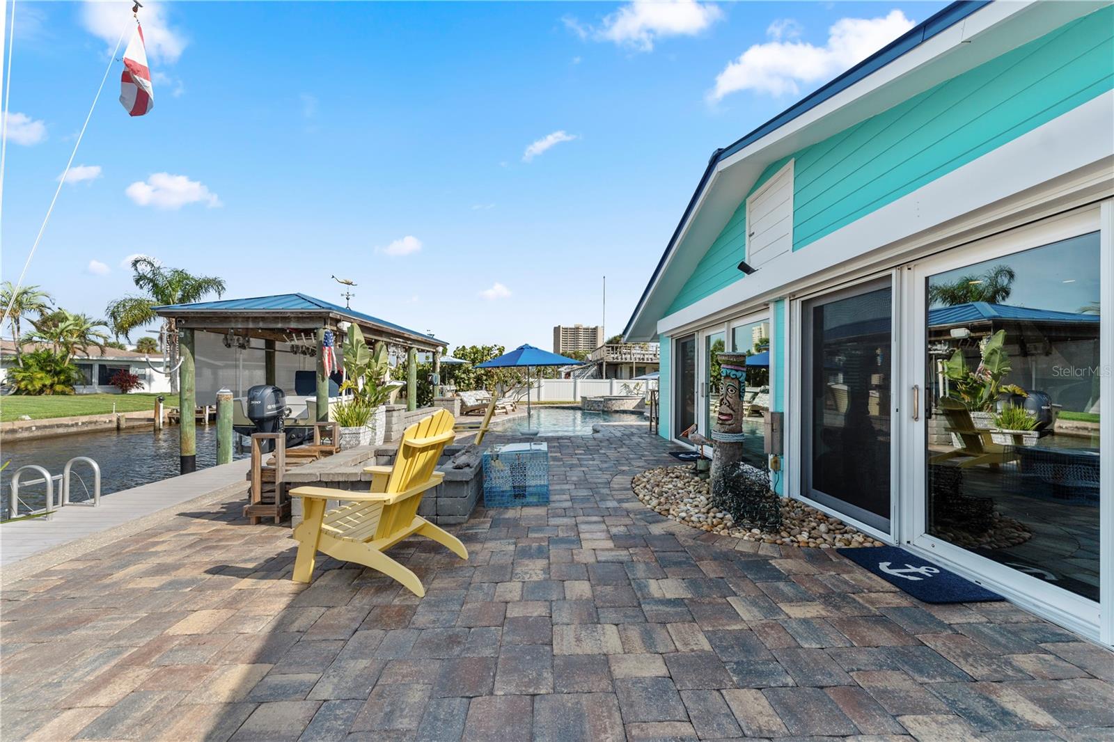 REPLAT/HALIFAX SHORES - Residential