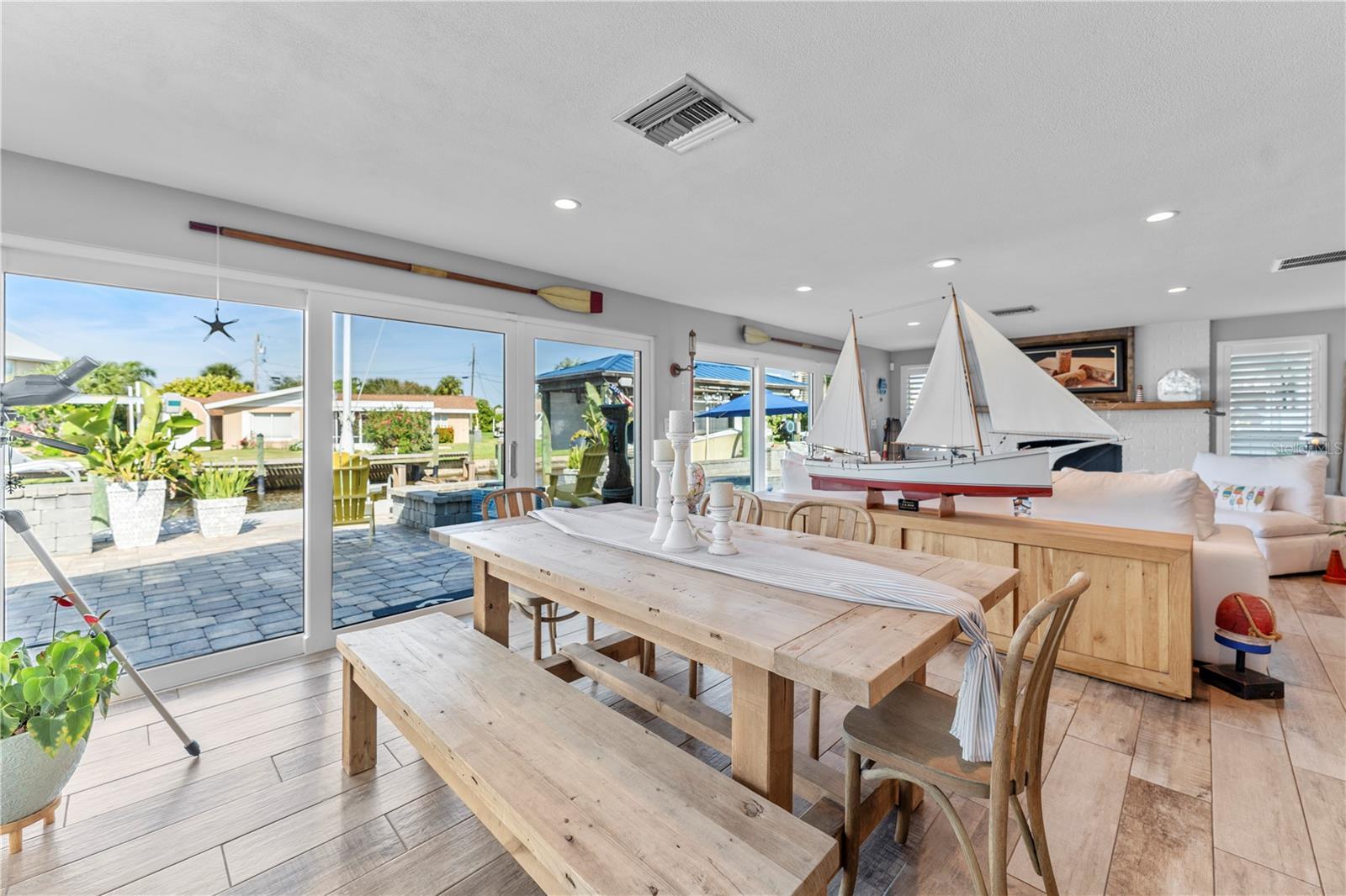 REPLAT/HALIFAX SHORES - Residential