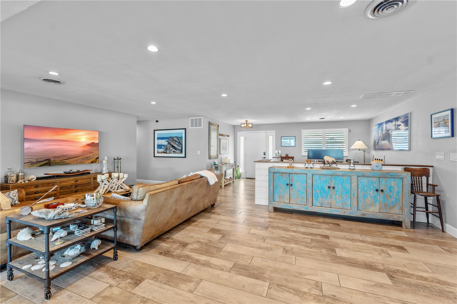 REPLAT/HALIFAX SHORES - Residential