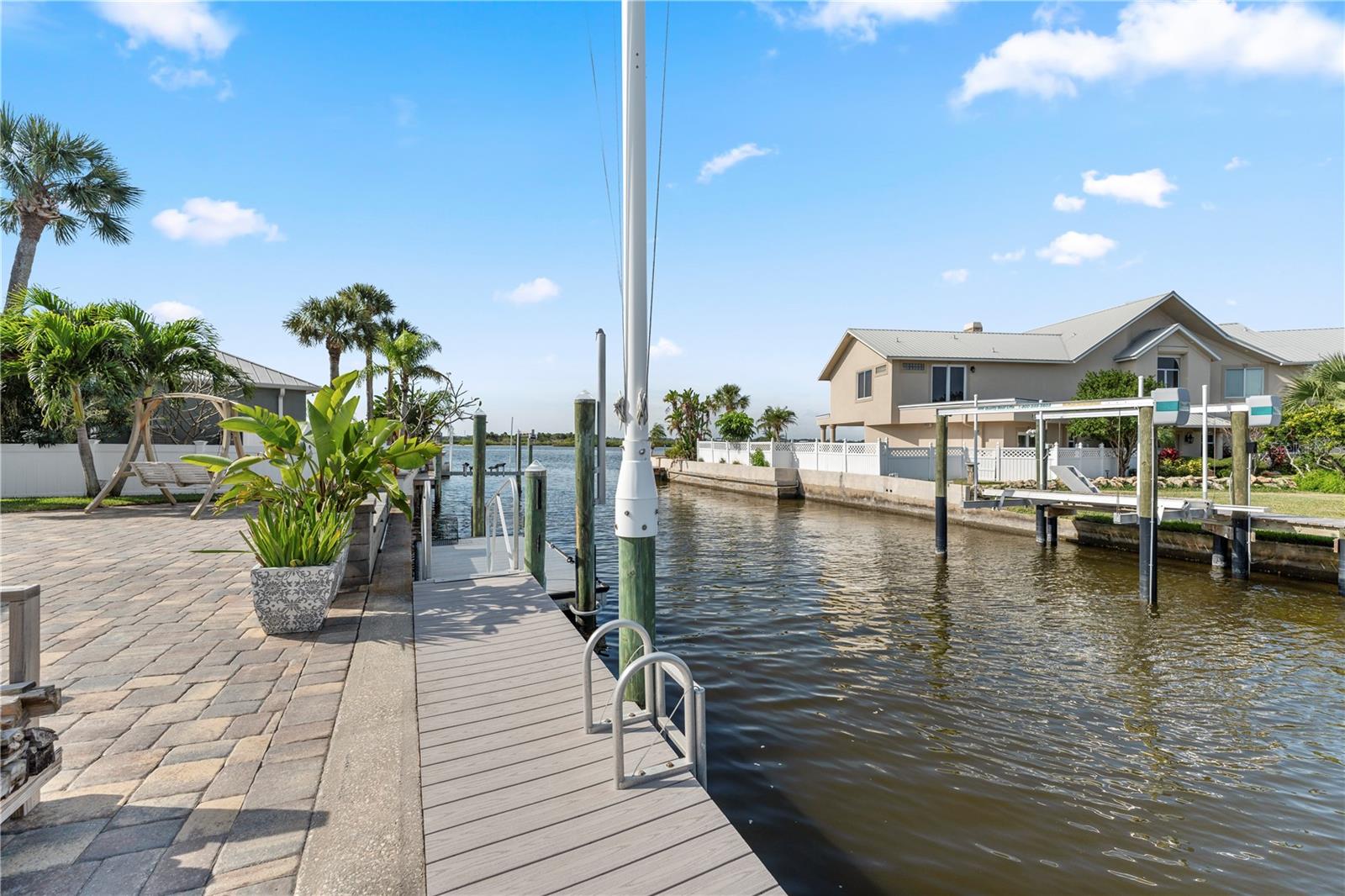 REPLAT/HALIFAX SHORES - Residential