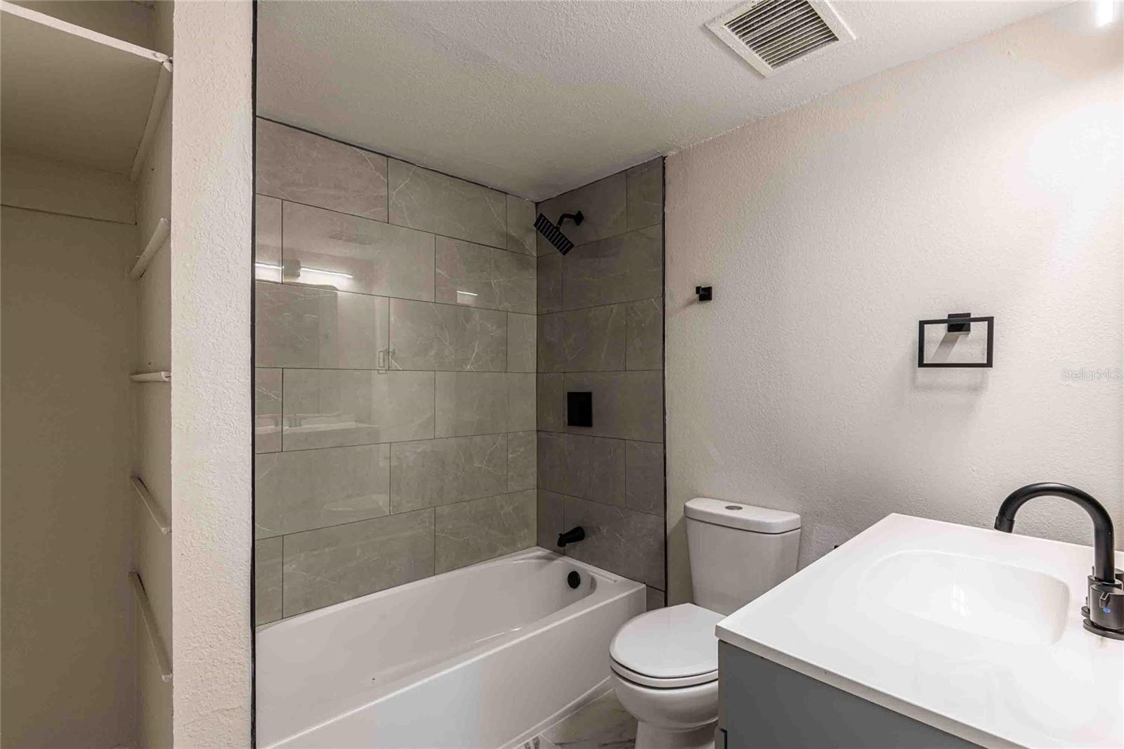 HANLEY HEIGHTS - Residential