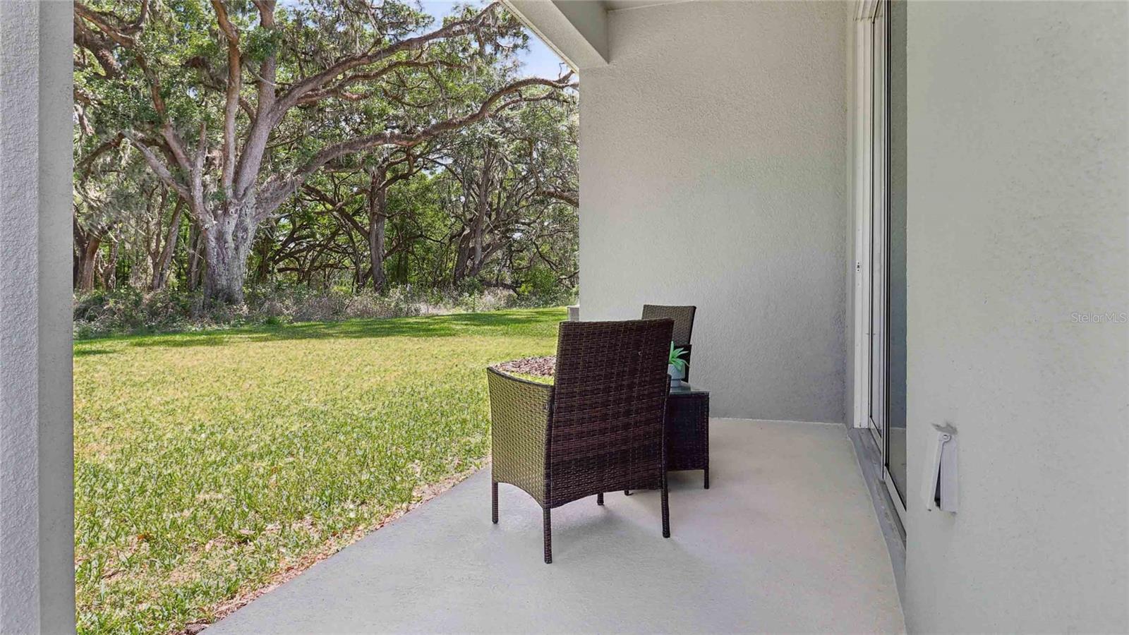 TWISTED OAKS - Residential
