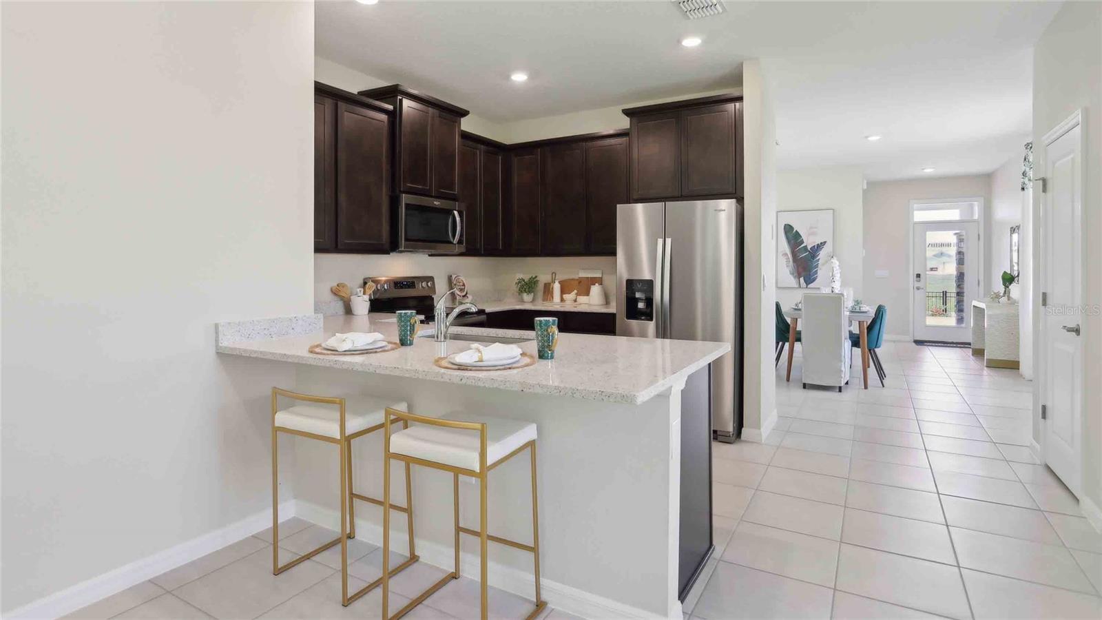 TWISTED OAKS - Residential