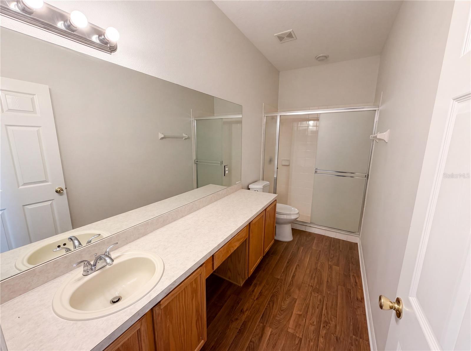 VISTA LAKES VILLAGE N-2 AMHURST - Residential